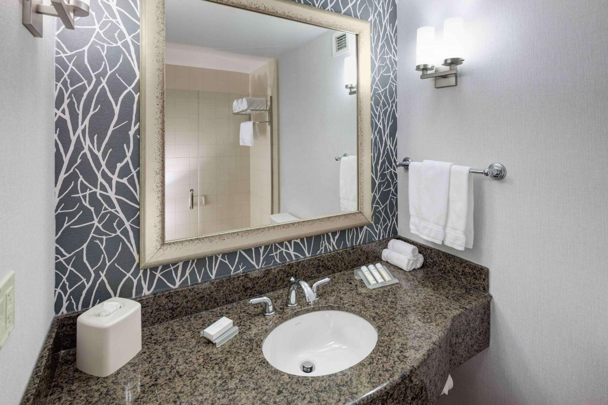 Hilton Garden Inn Detroit/Novi Eksteriør bilde