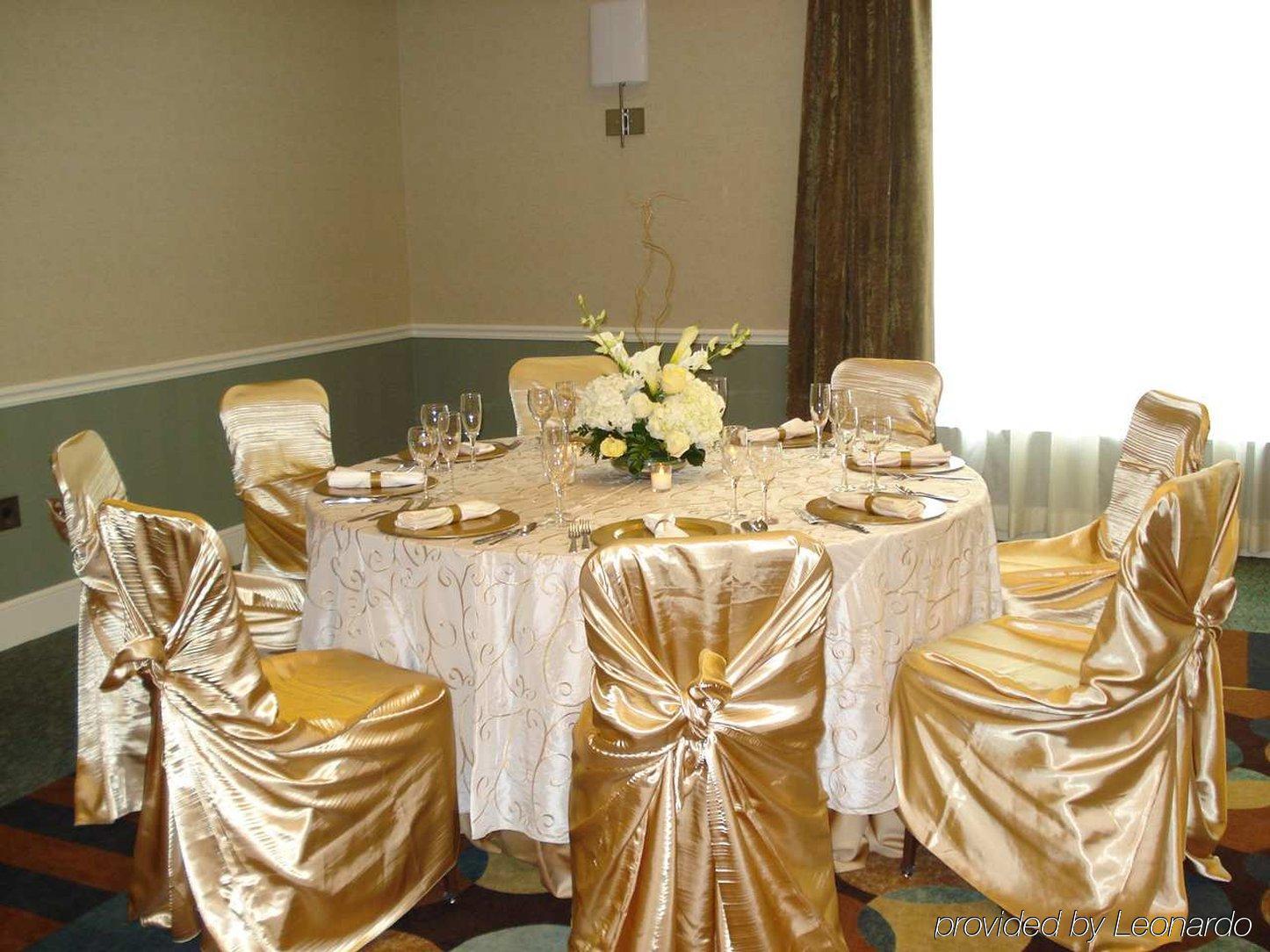 Hilton Garden Inn Detroit/Novi Restaurant bilde